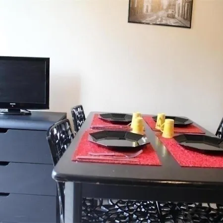 Appartement La Rochelle, 1 Piece, 4 Personnes - Fr-1-246-25